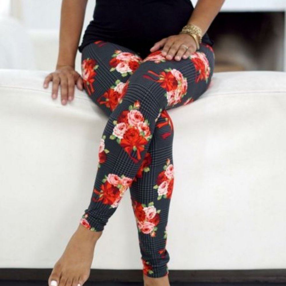 Red Floral Black Plaid Leggings NEW OS or Plus